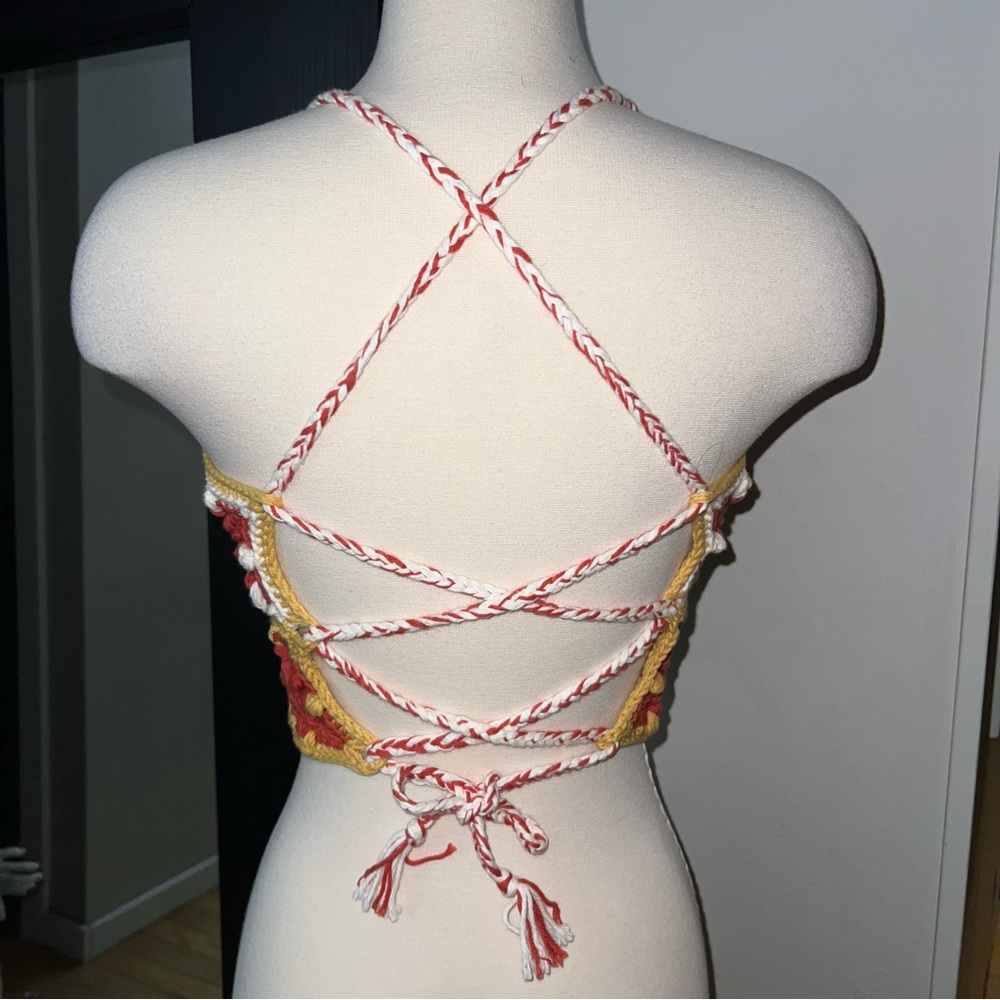 Crochet Venus Halter Top with Red and Yellow Floral Design - Picture 4 of 7